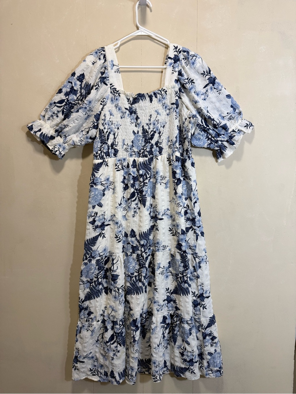 Wallpapher Blue Floral Tiered Smocked Midi Maxi Dress Women Sz L NWT - Picture 8 of 12